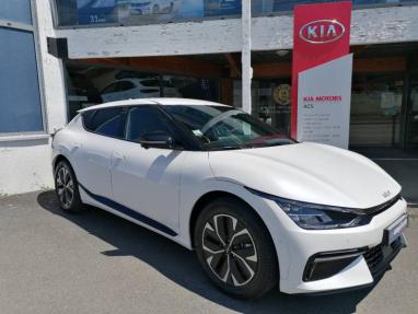 Voir le détail de l'offre de cette KIA EV6 229ch GT-Line 2WD de 2023 en vente à partir de 486.42 €  / mois