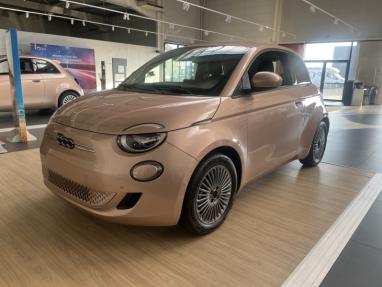 Voir le détail de l'offre de cette FIAT 500 NLE 500 E 42 KWH de 2023 en vente à partir de 29 999 € 