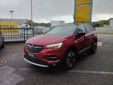 Voir le détail de l'offre de cette OPEL Grandland X 1.2 Turbo 130ch Design Line BVA 109g de 2019 en vente à partir de 169.32 €  / mois