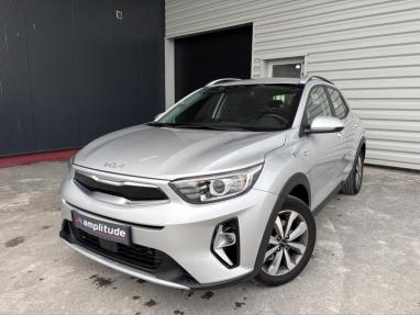 Voir le détail de l'offre de cette KIA Stonic 1.0 T-GDi 100ch Active de 2022 en vente à partir de 17 499 € 