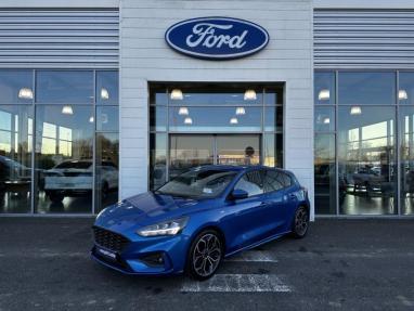 Voir le détail de l'offre de cette FORD Focus 1.0 Flexifuel 125ch mHEV ST-Line X de 2021 en vente à partir de 319.58 €  / mois