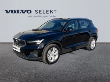 Voir le détail de l'offre de cette VOLVO XC40 B3 163ch Momentum Business DCT 7 de 2022 en vente à partir de 347.43 €  / mois