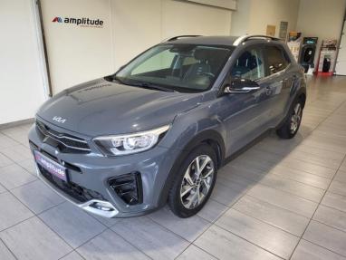 Voir le détail de l'offre de cette KIA Stonic 1.0 T-GDi 100ch GT Line DCT7 de 2022 en vente à partir de 16 499 € 