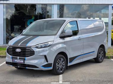 Voir le détail de l'offre de cette FORD Transit Custom Fg 280 L1H1 2.0 EcoBlue 136ch Limited BVA8 de 2024 en vente à partir de 340.11 €  / mois