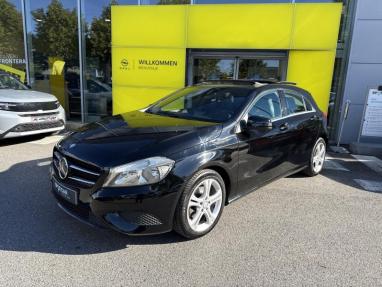 Voir le détail de l'offre de cette MERCEDES-BENZ Classe A 180 Inspiration 7G-DCT de 2015 en vente à partir de 923.03 €  / mois