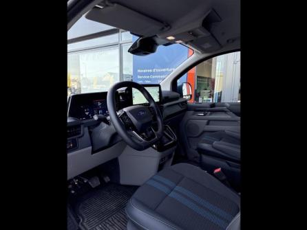 FORD Transit Custom Fg 320 L1H1 2.5 Duratec 232ch Hybride recheargeable Cabine Approfondie Sport CVT à vendre à Bourges - Image n°10